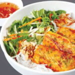 Bún chả giò